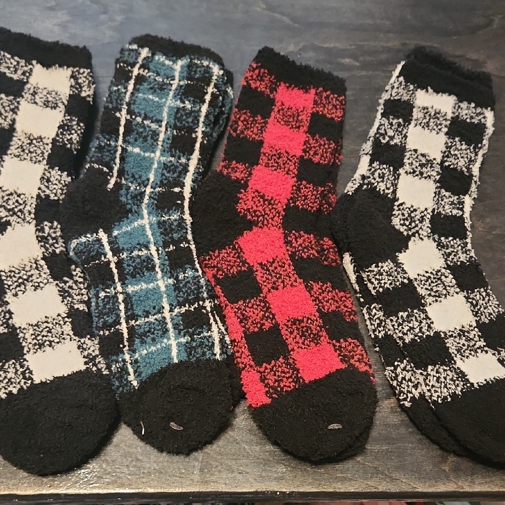 Plaid Patterned Women's Socks - Black, Blue, Red